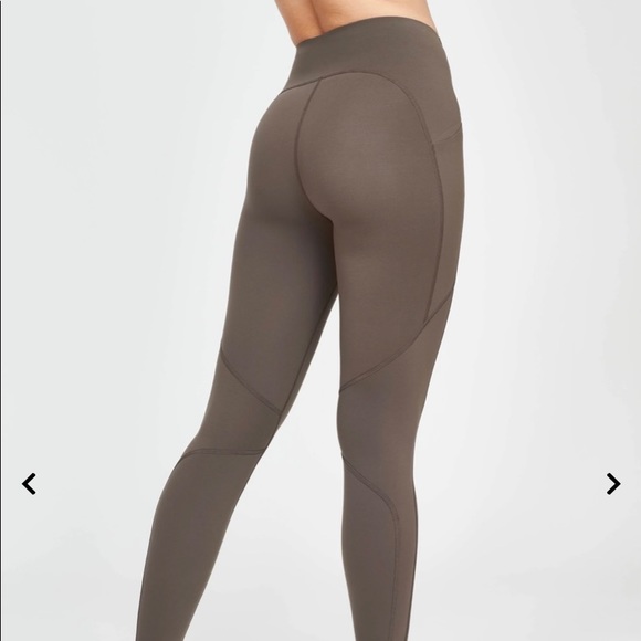 Spanx Knockout Leggings - Picture 2 of 6